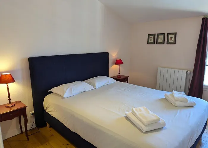 Familial Avec Piscine Chauffée, Jardin Privé Et équipements Bébé En Pleine Propriété Viticole. - Fr-1-653-18 * Saint-Cybardeaux