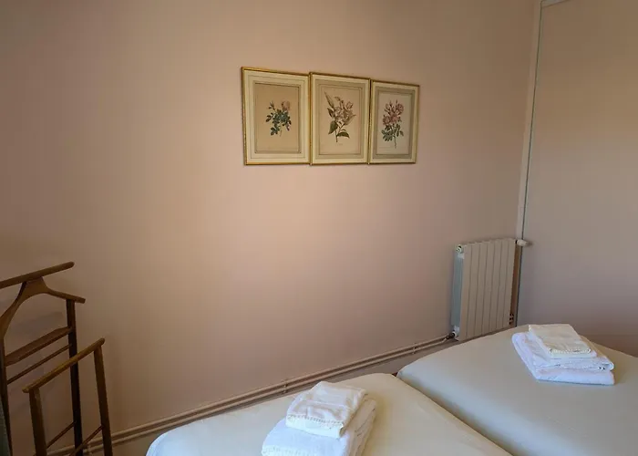 Familial Avec Piscine Chauffée, Jardin Privé Et équipements Bébé En Pleine Propriété Viticole. - Fr-1-653-18 *