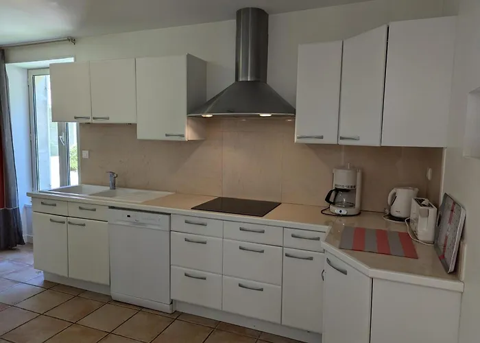 Familial Avec Piscine Chauffée, Jardin Privé Et équipements Bébé En Pleine Propriété Viticole. - Fr-1-653-18 Saint-Cybardeaux