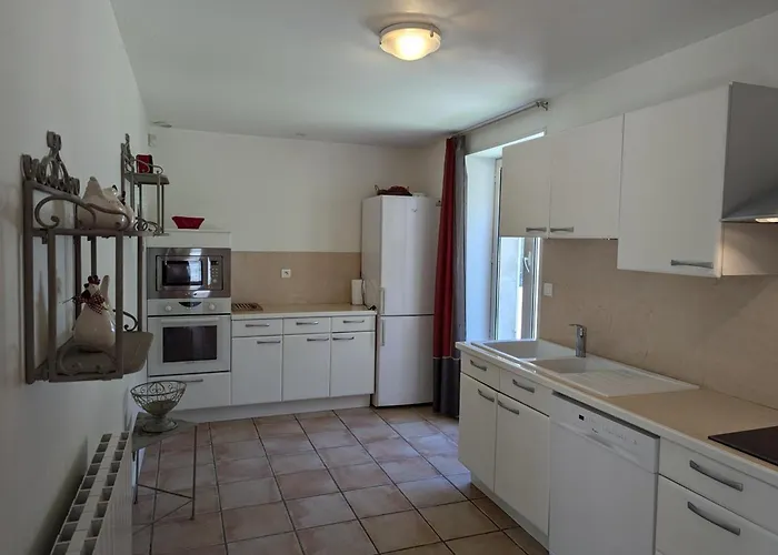 Familial Avec Piscine Chauffée, Jardin Privé Et équipements Bébé En Pleine Propriété Viticole. - Fr-1-653-18 Сasa de vacaciones *